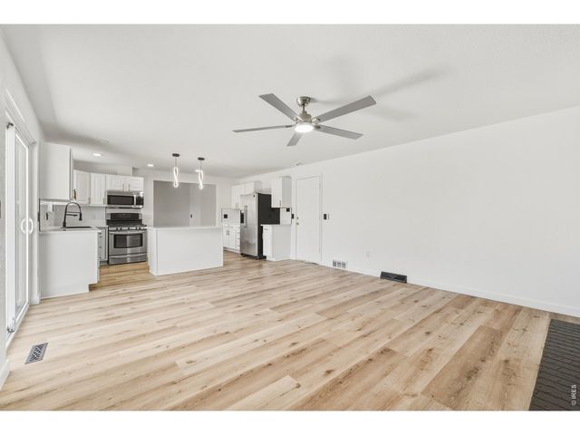1080 S Garrison St, Lakewood, CO 80226