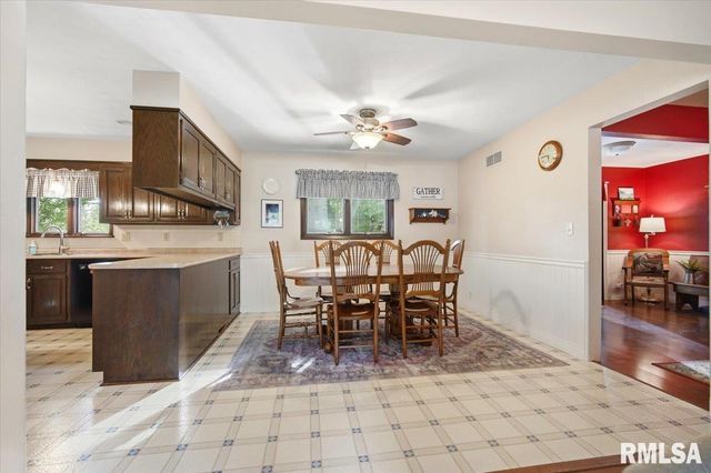930 BIRCHWOOD Drive, Washington, IL 61571