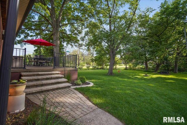 930 BIRCHWOOD Drive, Washington, IL 61571