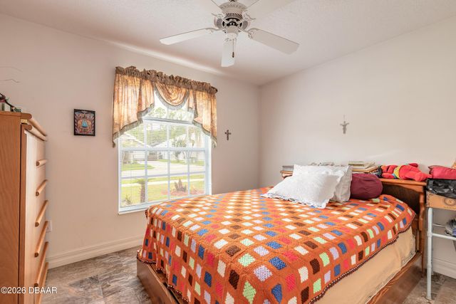 11 Cormorant Circle, Daytona Beach, FL 32119