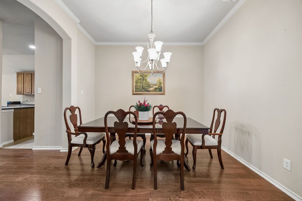 504 Valencia Drive, Arlington, TX 76002 — photo 4