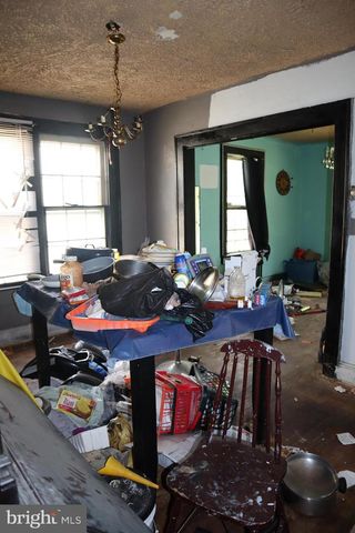4235 MEADE ST NE, Washington, DC 20019