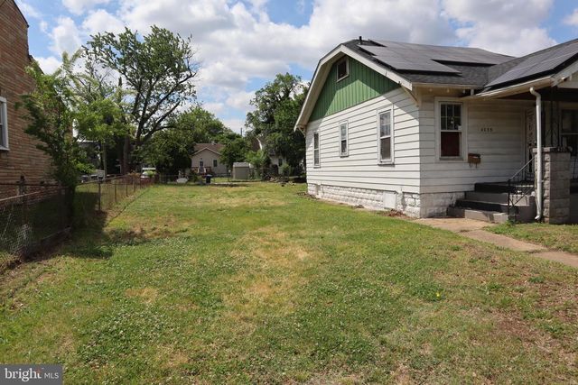 4235 MEADE ST NE, Washington, DC 20019