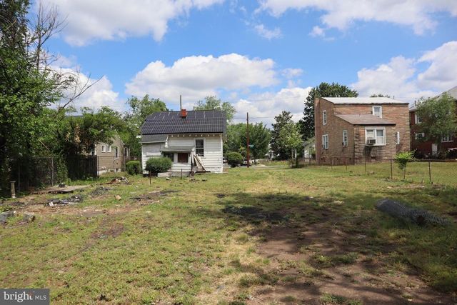 4235 MEADE ST NE, Washington, DC 20019