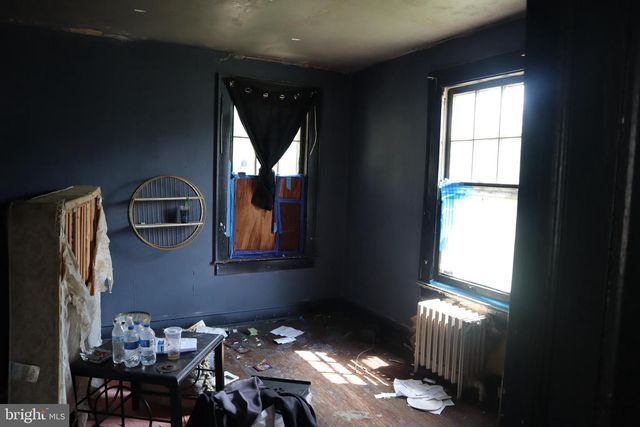 4235 MEADE ST NE, Washington, DC 20019