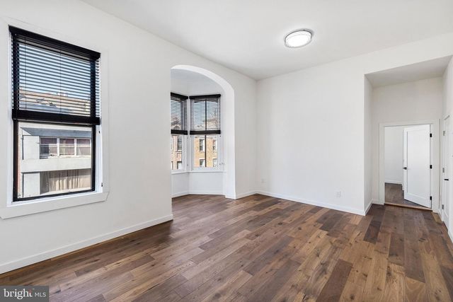 1933-5 SPRUCE ST, Philadelphia, PA 19103