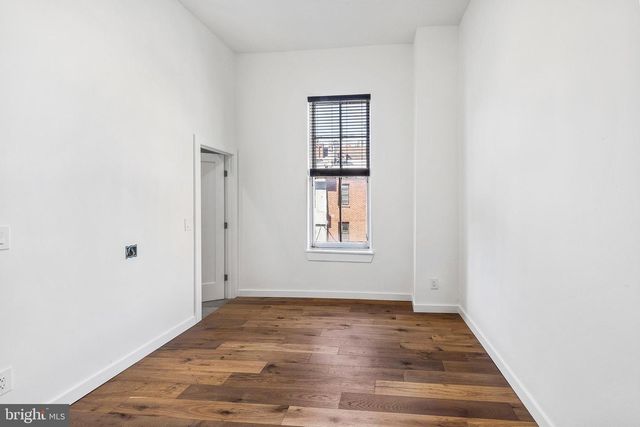 1933-5 SPRUCE ST, Philadelphia, PA 19103