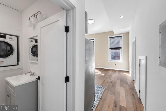 1933-5 SPRUCE ST, Philadelphia, PA 19103