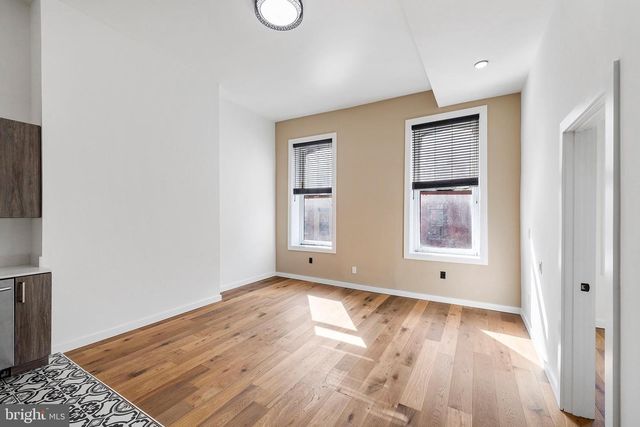 1933-5 SPRUCE ST, Philadelphia, PA 19103