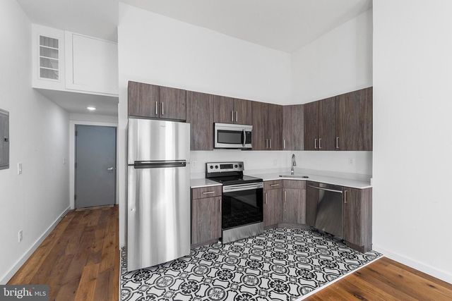 1933-5 SPRUCE ST, Philadelphia, PA 19103