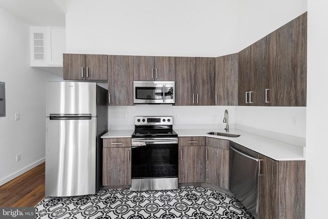 1933-5 SPRUCE ST, Philadelphia, PA 19103