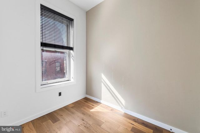 1933-5 SPRUCE ST, Philadelphia, PA 19103
