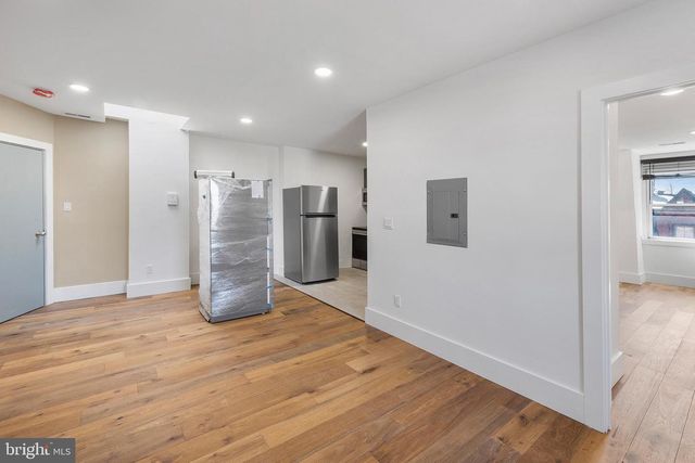 1933-5 SPRUCE ST, Philadelphia, PA 19103