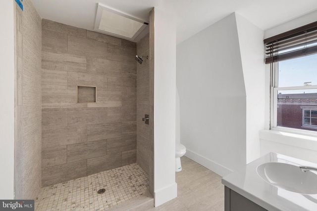 1933-5 SPRUCE ST, Philadelphia, PA 19103