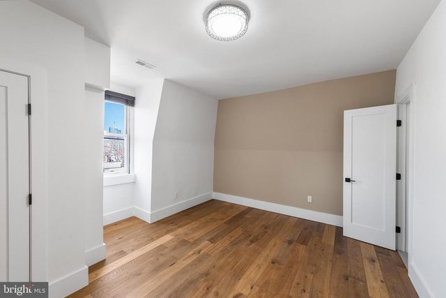 1933-5 SPRUCE ST, Philadelphia, PA 19103