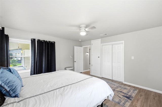 1422 Wayside Drive, Texas City, TX 77590