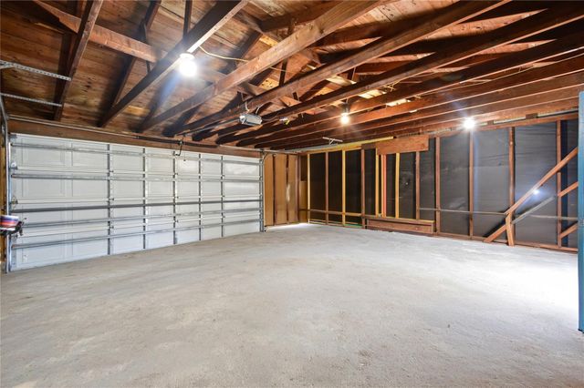 1422 Wayside Drive, Texas City, TX 77590
