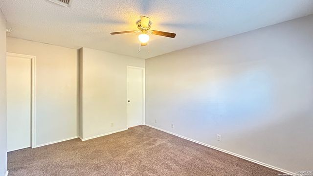 3510 Bottomless Lk, San Antonio, TX 78222