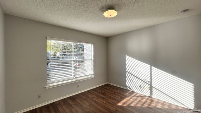 3510 Bottomless Lk, San Antonio, TX 78222