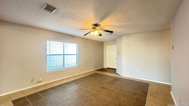 3510 Bottomless Lk, San Antonio, TX 78222