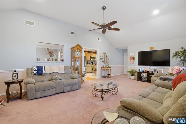 641 Quinton Avenue, Kenilworth, NJ 07033