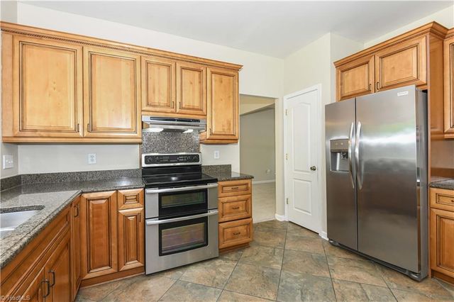 3414 Nottaway Drive, Jamestown, NC 27282