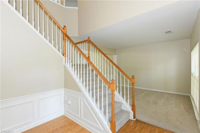 3414 Nottaway Drive, Jamestown, NC 27282
