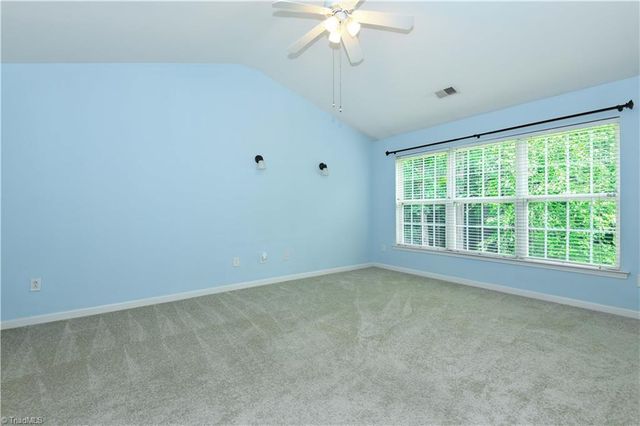 3414 Nottaway Drive, Jamestown, NC 27282