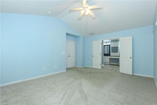 3414 Nottaway Drive, Jamestown, NC 27282