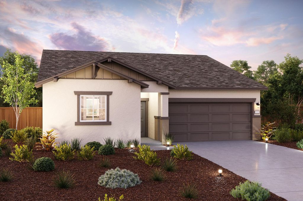 Image 1 of property listing at 1549 Glory Avenue, Tulare, CA 93274