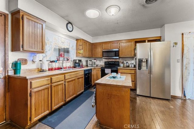 54 Moms, Oroville, CA 95965