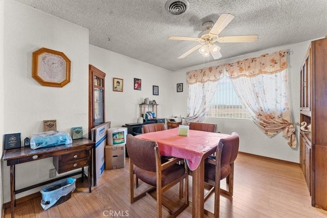 54 Moms, Oroville, CA 95965