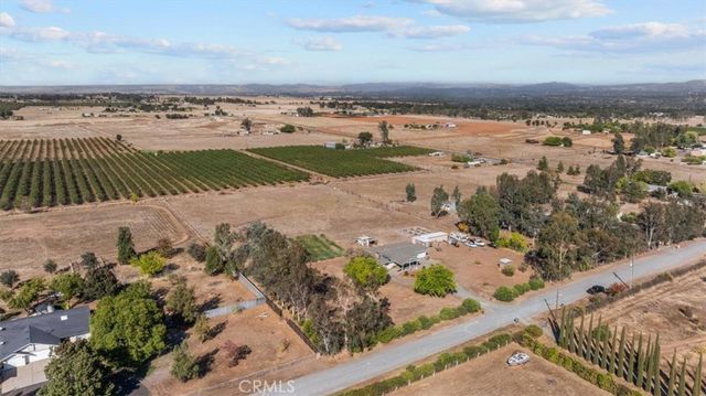 54 Moms, Oroville, CA 95965