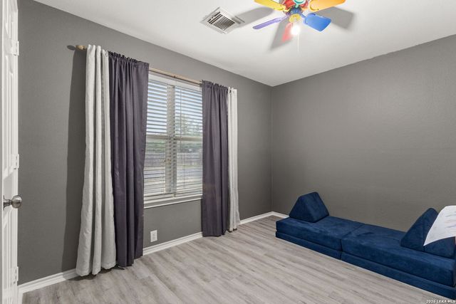 8203 Ellerston, Selma, TX 78154