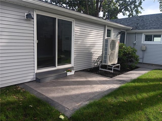 53 Lakeside Boulevard, Parma, NY 14468