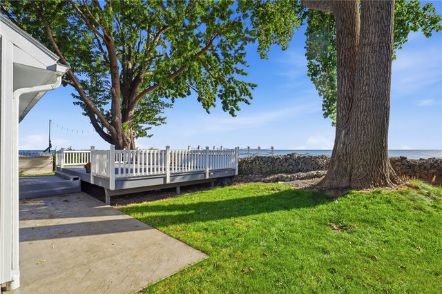 53 Lakeside Boulevard, Parma, NY 14468