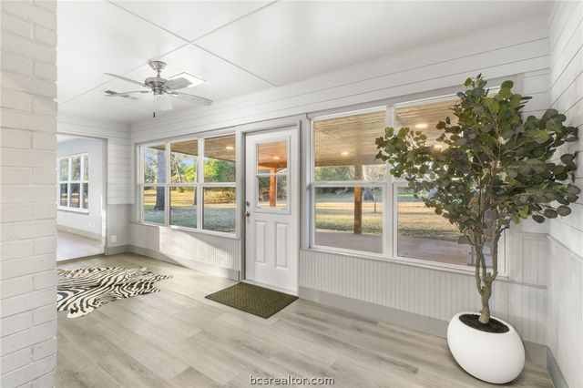 117 Golfview Drive, Hilltop Lakes, TX 77871