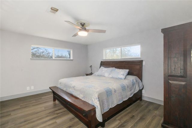 117 Golfview Drive, Hilltop Lakes, TX 77871