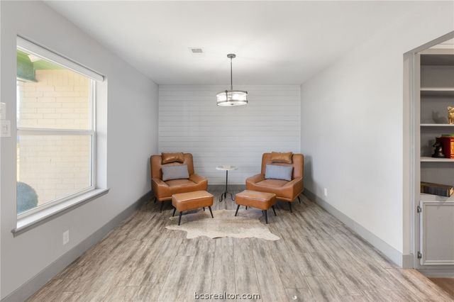 117 Golfview Drive, Hilltop Lakes, TX 77871