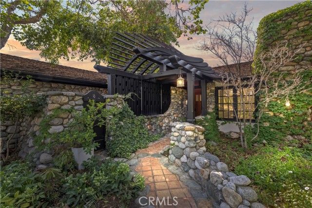 2293 Bonnie Brae, Claremont, CA 91711