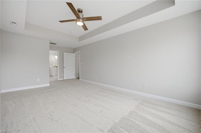 400 Octavia DR, Yorktown, VA 23693