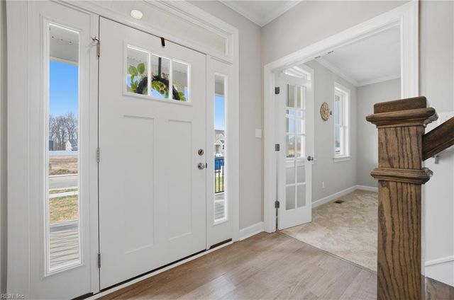 400 Octavia DR, Yorktown, VA 23693