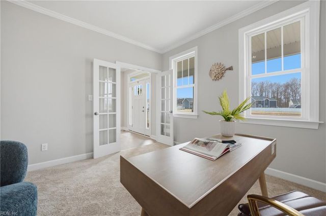 400 Octavia DR, Yorktown, VA 23693