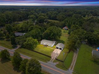 1039 Leo Baker Rd, Ashland City, TN 37015