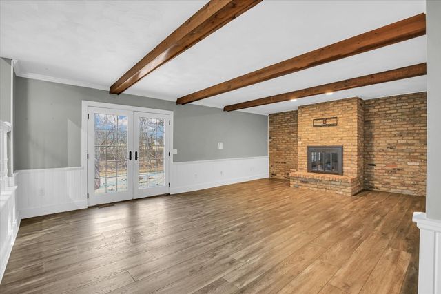 880 Stevens Creek Lane, Forsyth, IL 62535