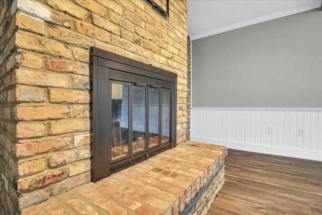 880 Stevens Creek Lane, Forsyth, IL 62535