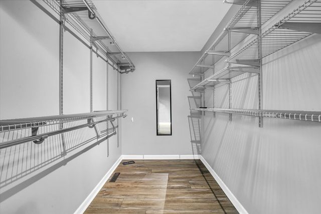 880 Stevens Creek Lane, Forsyth, IL 62535