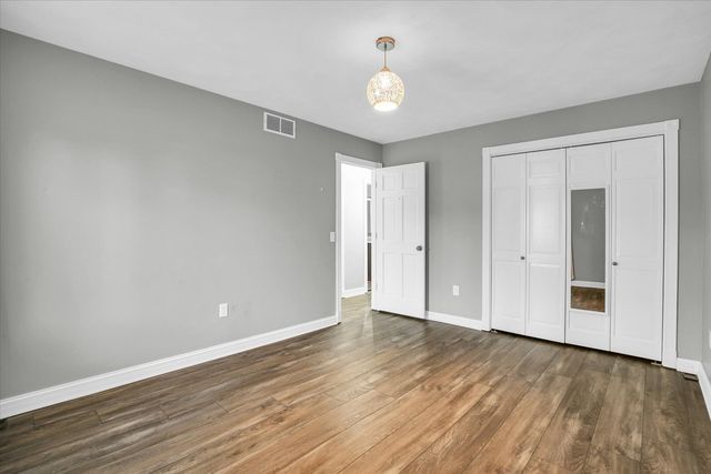 880 Stevens Creek Lane, Forsyth, IL 62535