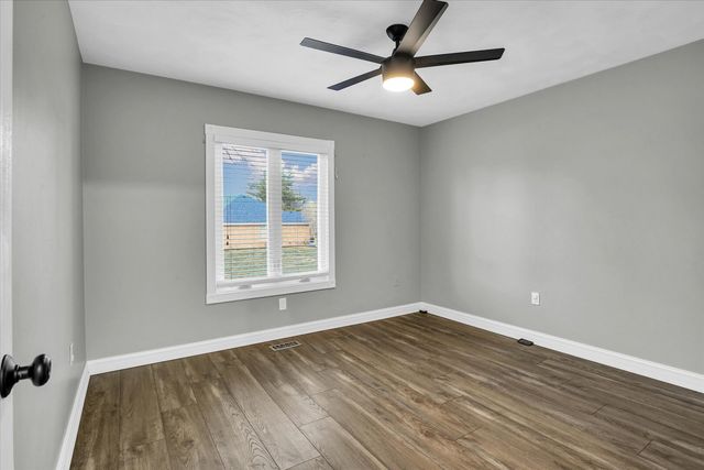 880 Stevens Creek Lane, Forsyth, IL 62535