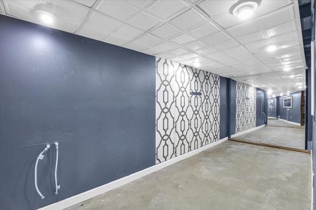 880 Stevens Creek Lane, Forsyth, IL 62535